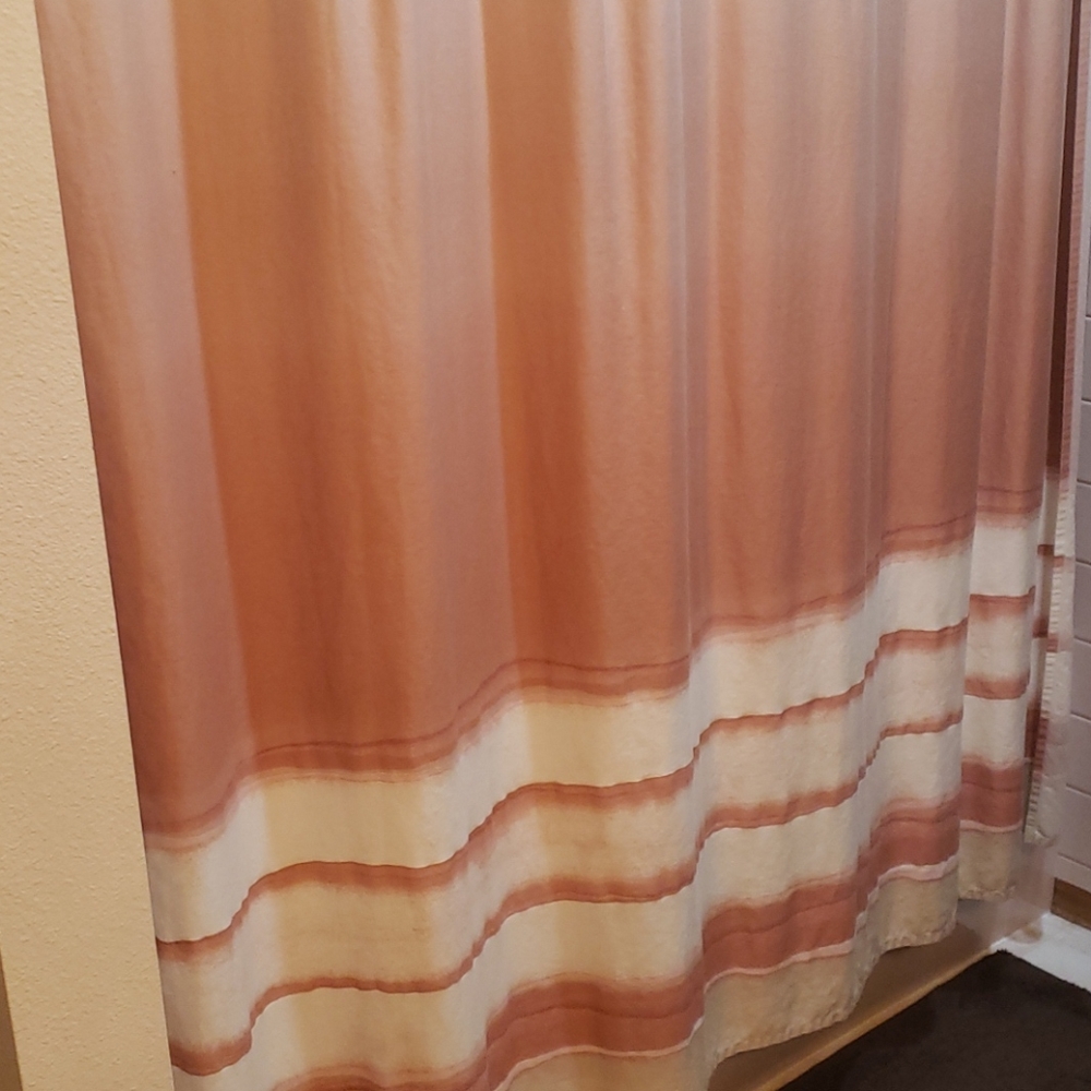 Cloth Shower curtain with 2 hand towels